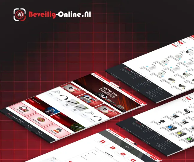 Blije ondernemer met een tablet waarop een webshop te zien is